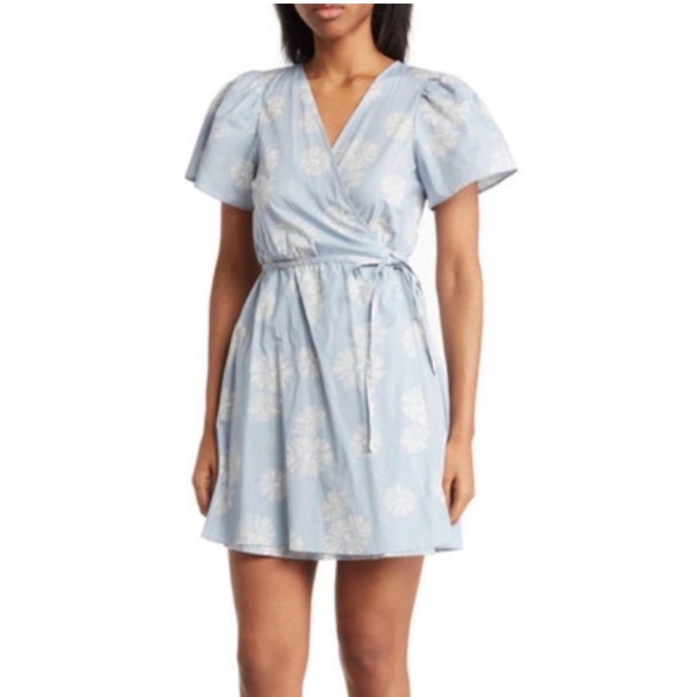 NWT -Madewell floral print wrap dress, light blue and white, size Medium